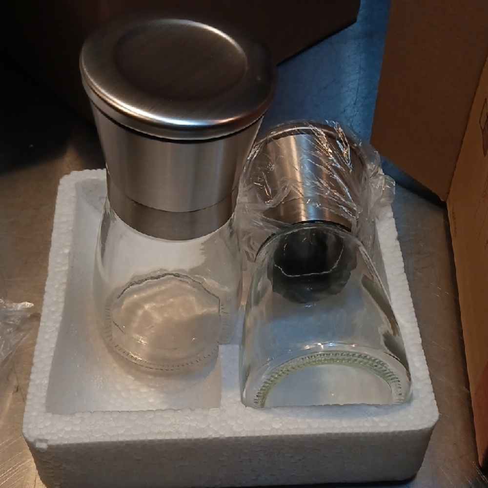 Elegant Glass and Silver Spice Grinder Set